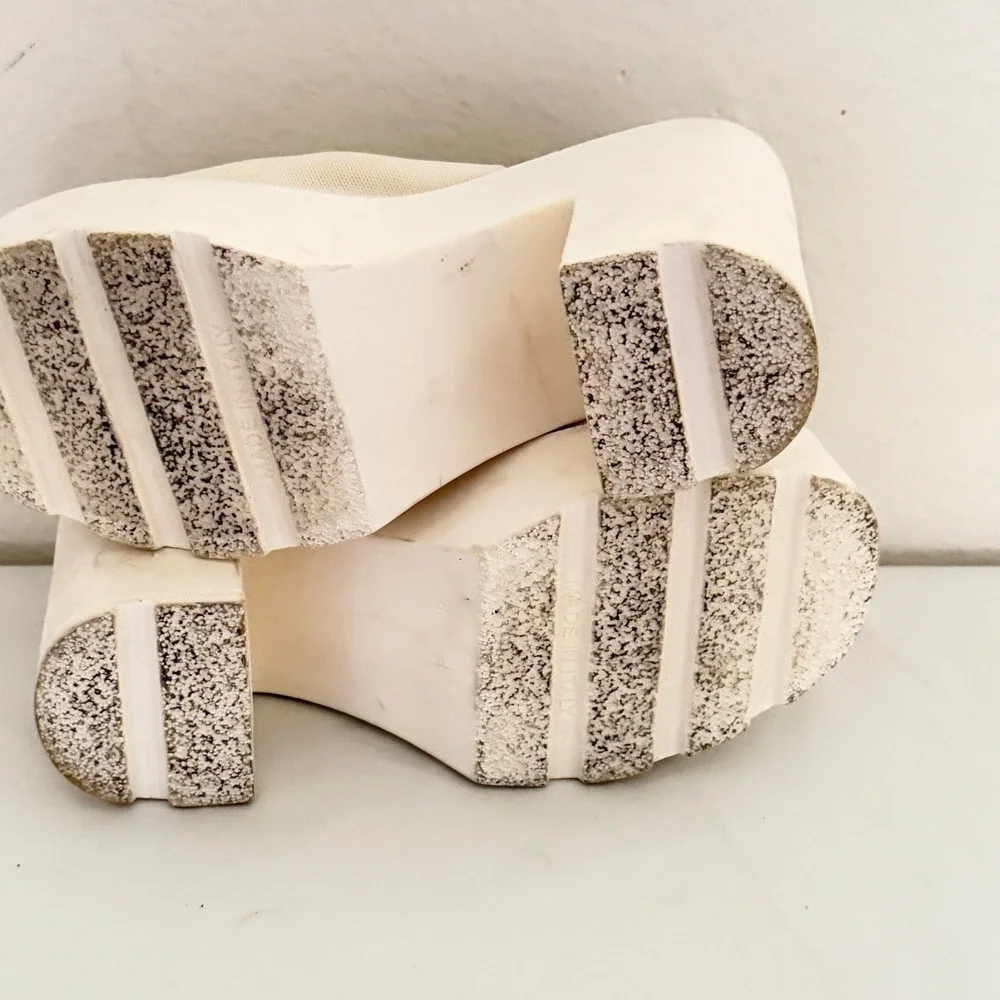 Steve Madden Platform Mules Sz 7.5 White Chunky Block Heel Square Toe Y2K 90s